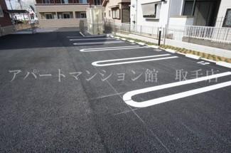 【駐車場】