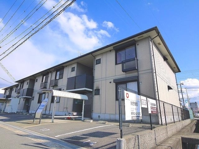 ジェイアール郡山Aの外観|きれいな外観です