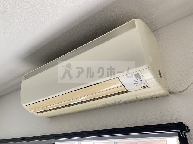 ブリューゲルの設備|ブリューゲル（八尾市植松町）　エアコン