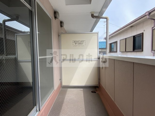 ブリューゲルのバルコニー|ブリューゲル（八尾市植松町）　バルコニー