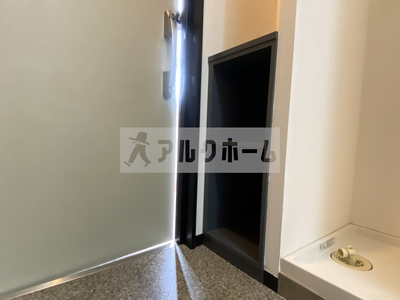 ブリューゲルの玄関|ブリューゲル（八尾市植松町）　下駄箱