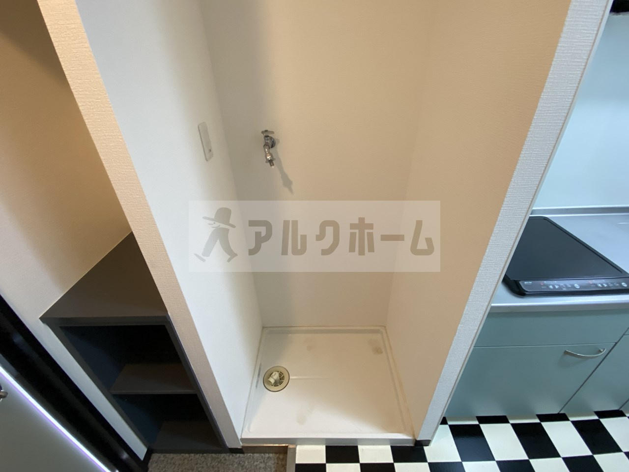 ブリューゲルの設備|ブリューゲル（八尾市植松町）　洗濯機置き場