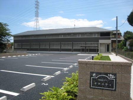 オネスティの駐車場