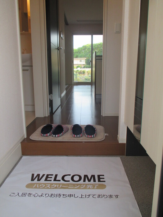 オネスティの玄関