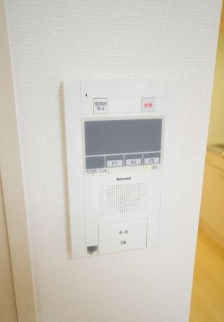 ドゥーエ本庄　BRAVI不動産のセキュリティ|【ドゥーエ本庄】モニター付きインターホン