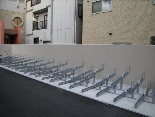 ドゥーエ本庄　BRAVI不動産のその他共用部分|【ドゥーエ本庄】敷地内駐輪場