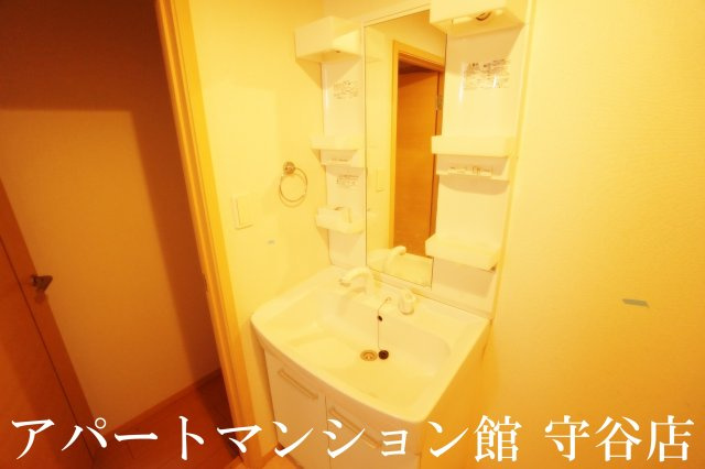コリエンテの独立洗面台
