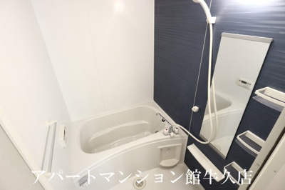 【浴室】 | フラワーC