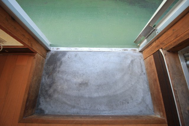 初鷹コーポの玄関