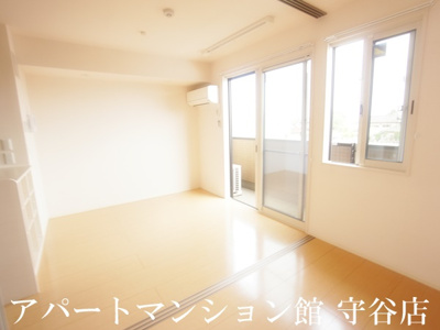 【寝室】 | Bright one