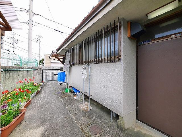 三碓3丁目テラスハウスの外観