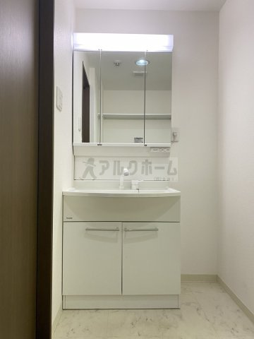 エオリアンハープの独立洗面台