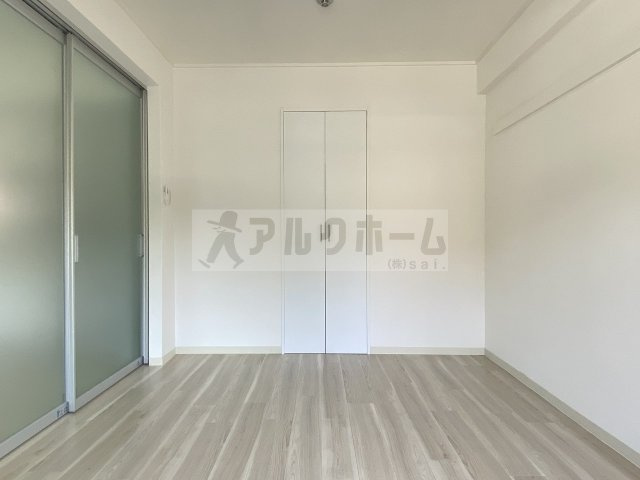 エオリアンハープの洋室