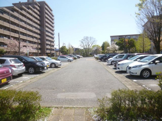 【駐車場】