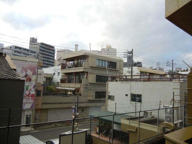 サンシャイン大須中駒ビルの展望|補修前の写真となります。
サンシャイン大須中駒ビル