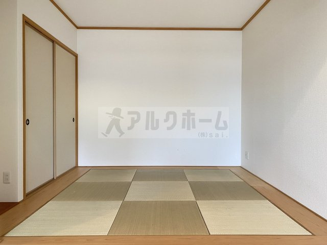 Forest（フォレスト）南植松の和室
