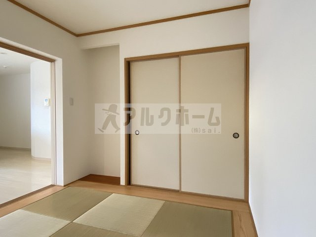 Forest（フォレスト）南植松の和室