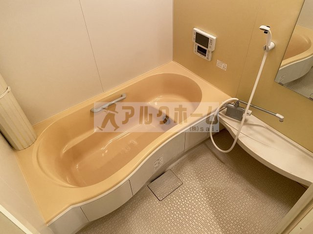 Forest（フォレスト）南植松の浴室