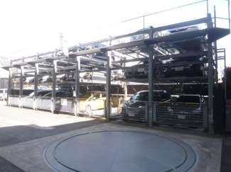 【駐車場】