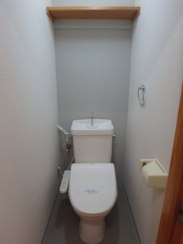 ＳＫマンションのトイレ|岡山市北区今　SKマンション　1K　トイレ