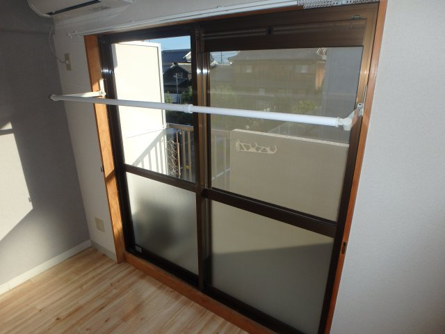 ＳＫマンションの設備|岡山市北区今　SKマンション　1K　室内物干し