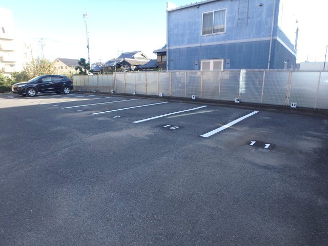 ＳＫマンションの駐車場|岡山市北区今　SKマンション　1K　駐車場