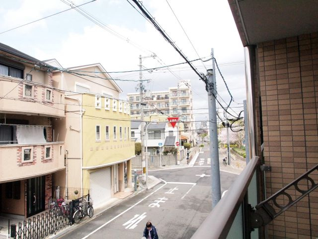 ドムール岸里東の展望