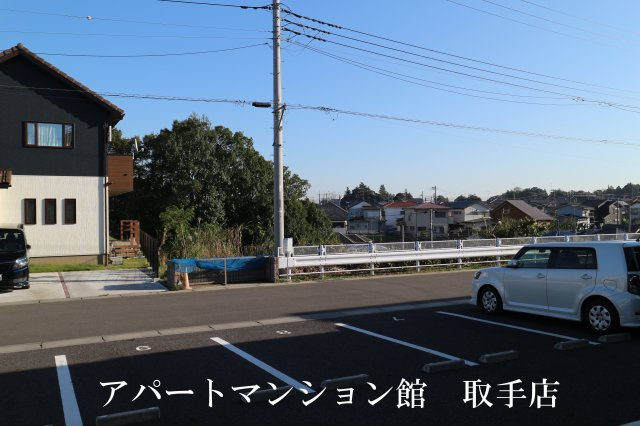 サンステイトゆめみ野の駐車場