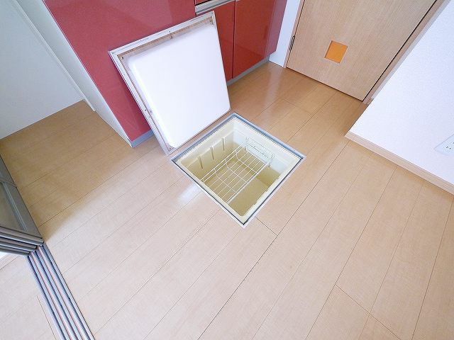 ステラ西大寺の収納|たっぷりとした収納スペースです