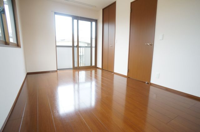 ウィルコート口谷東　A棟の洋室