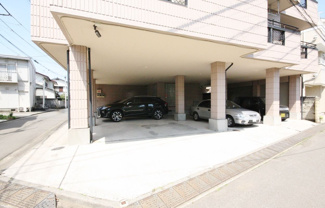 【外観】 | 小机北口駐車場　　　屋根付き・防犯カメラ完備！