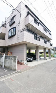 【外観】 | 小机北口駐車場　　　屋根付き・防犯カメラ完備！