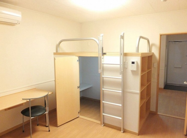 【居間・リビング】 | コージー幕張 | 同タイプ室内※1号室のみ間取りが異なります