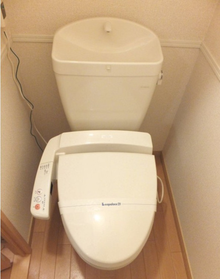 【トイレ】 | コージー幕張 | バストイレ別。温水洗浄便座付き