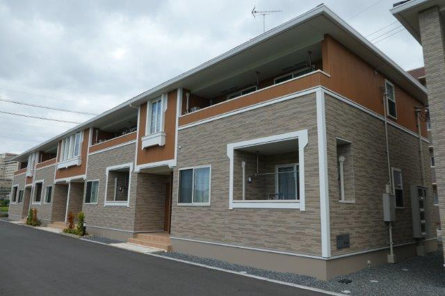 倉敷市徳芳のアパートの外観