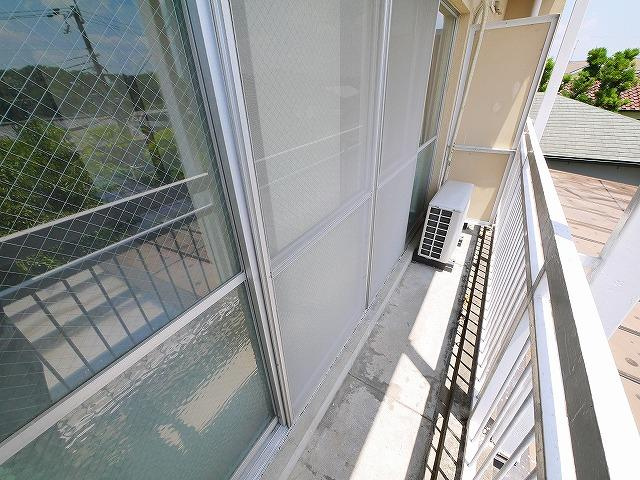 ガーデンハイツ高川のバルコニー