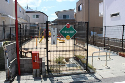 【周辺】 | 大津市堅田一丁目16-13　琵琶湖一望戸建て | 斜め前には児童公園