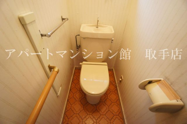 向井邸のトイレ