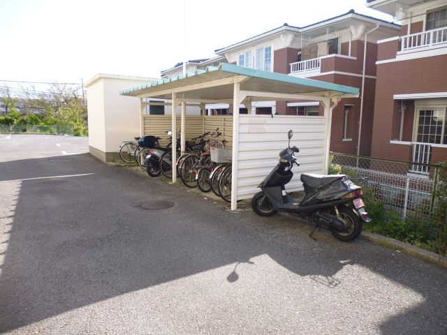サンハイツ生田のその他共用部分|駐輪場