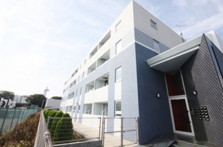 【外観】 | ルピエール港北　　　オートロック完備！遮音性に優れた鉄筋コンクリート造マンション