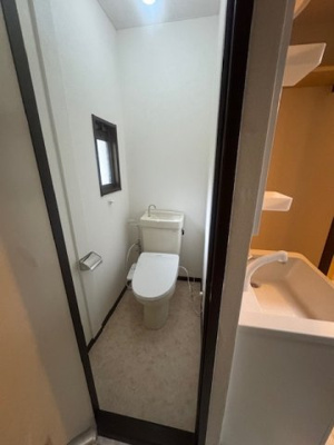 【トイレ】 | パナハイツアーバン石田 | ゆったりとした空間のトイレです