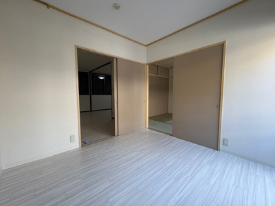 【洋室】 | パナハイツアーバン石田 | ゆったりとした玄関です