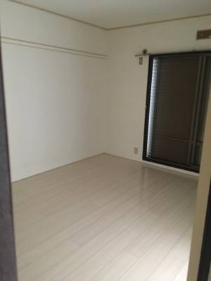 【洋室】 | パナハイツアーバン石田 | 落ち着いた色調の洋室です