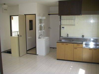 【居間・リビング】 | パナハイツアーバン石田 | ゆったり過ごせるリビングです