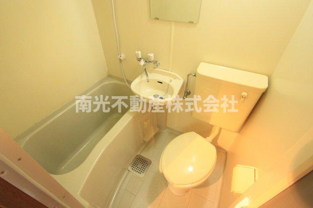 宝持ホワイトハイツ( 近畿大学 一人暮らし )の浴室