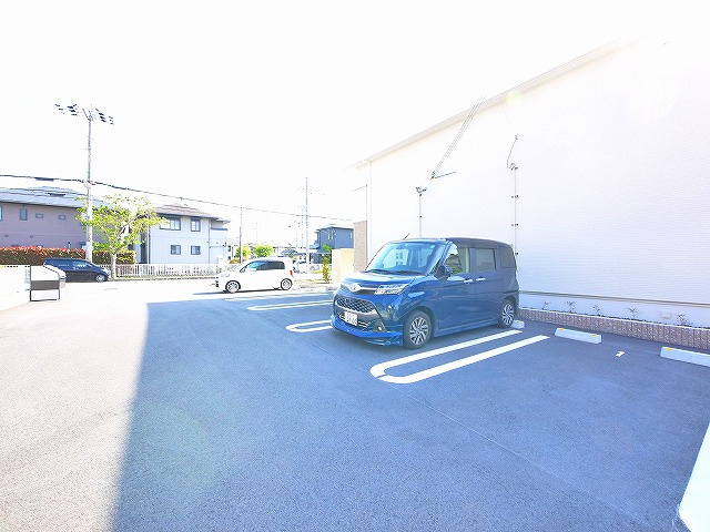 クレメント中町の駐車場|駐車場完備です