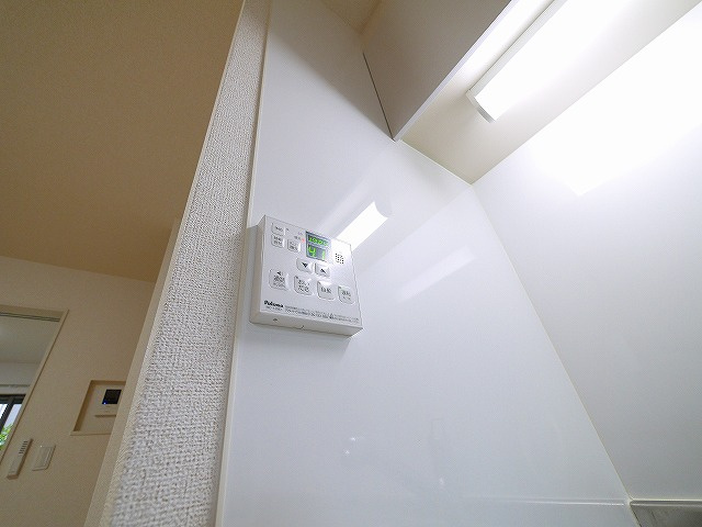 フォンテーヌ　Ｎ－Ⅵの設備|給湯リモコン