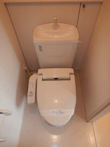 カリスのトイレ