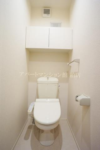 クレセントＤのトイレ