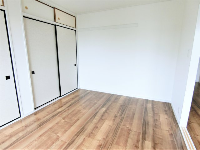 ファーストコーポ八千代の洋室